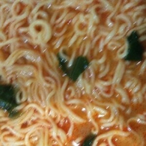 マルちゃん塩ラーメンで白ごま担々麺